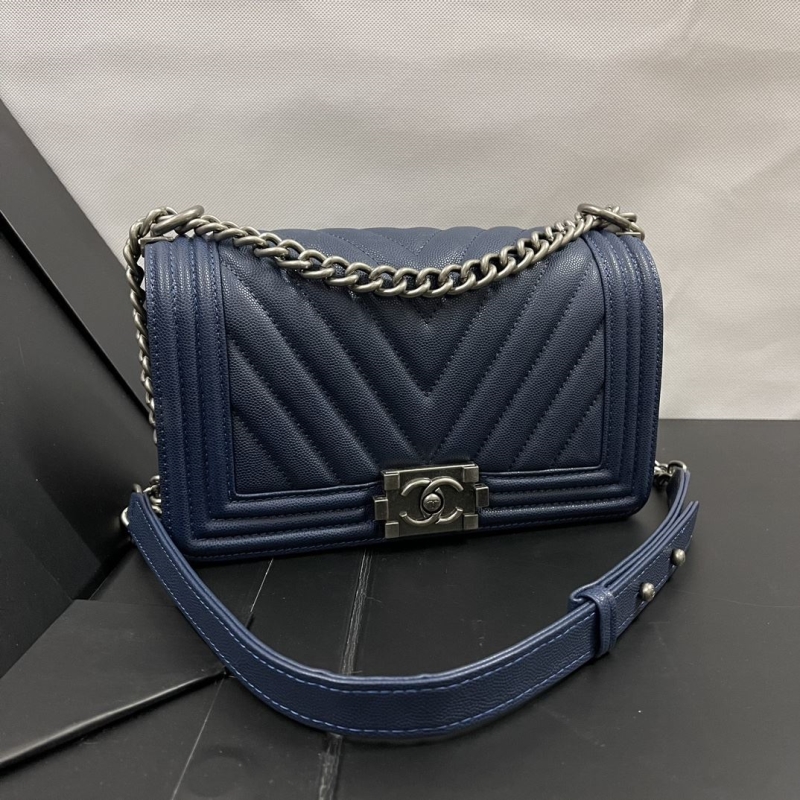 Ch**el leboy series bags